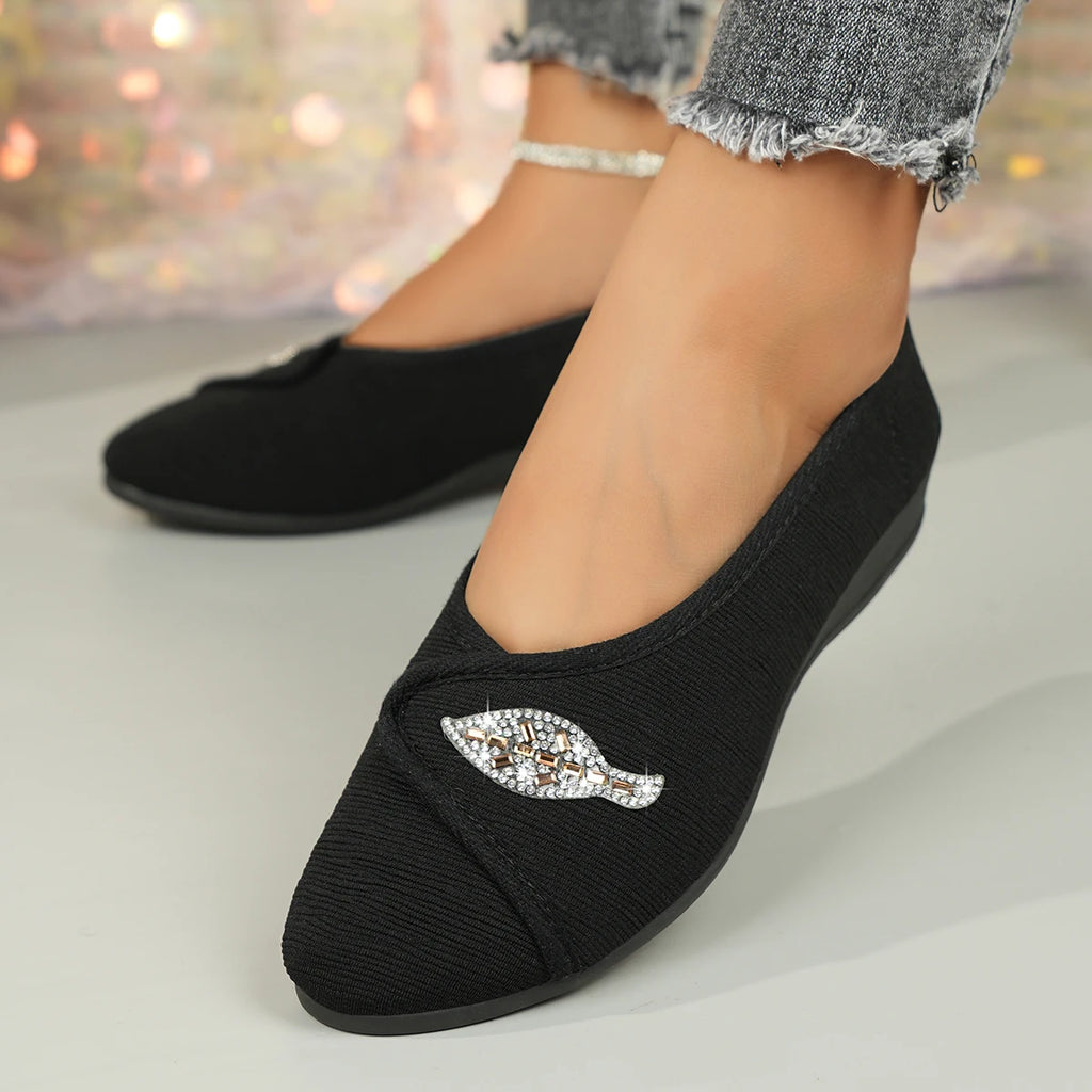 Women's Elegant Rhinestone Flat Shoes 2025 New Vamps Wrap Design Slip-On Casual Shoes Comfortable Walking Flats Plus Size